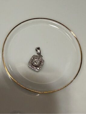 Sterling Silver Square Pendant with 13 natural 1/10 CTTW Diamonds I-J